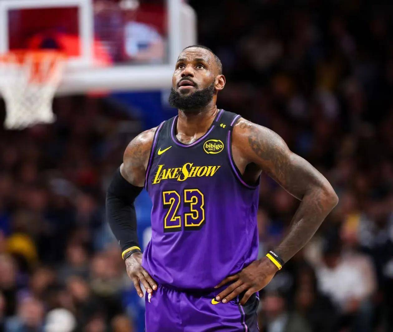 ky娱乐官网平台 - 詹姆斯赛事官方发布惊险取胜新规，篮网争议不断！